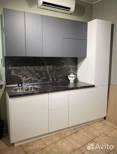 Кухонный гарнитур угловой