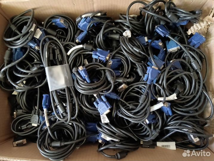 Кабели VGA, DisplayPort