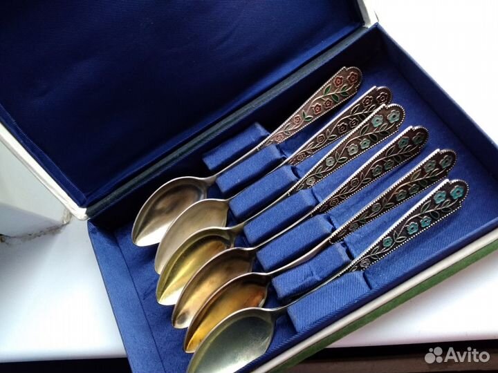 Набор ложек в коробке,серебрянные,чайные