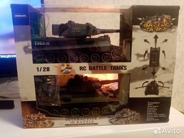 Игрушка Танковый бой на радио управлении