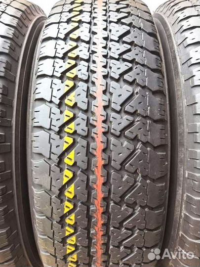 Kumho Road Venture AT 825 265/70 R16 108M