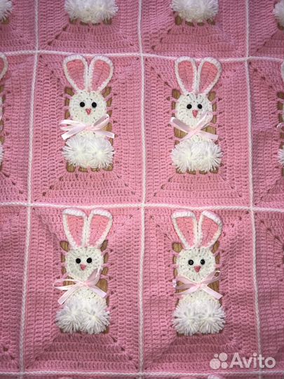 Плед « зайчики» в детскую кровать, новый, ручная р