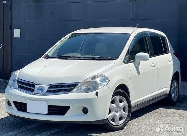 Nissan Tiida 1.6 AT, 2012, 63 000 км