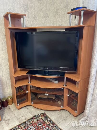 Тумба под телевизор