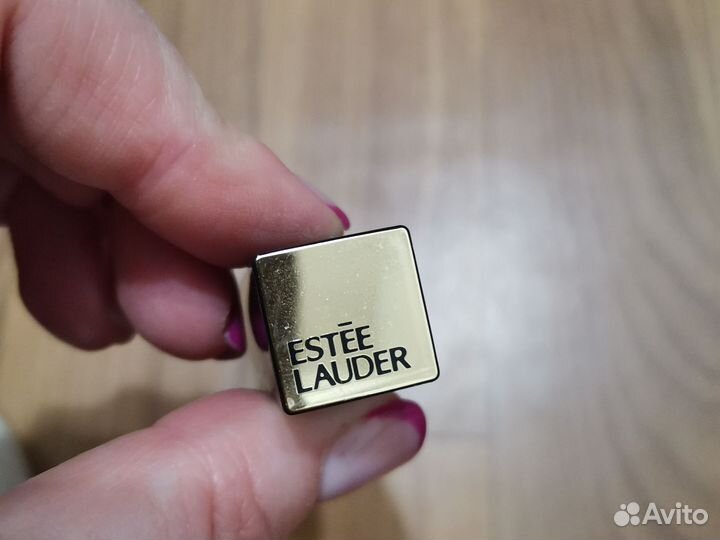 Estee lauder помада