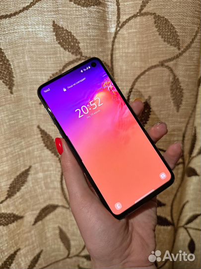 Samsung Galaxy S10e Оникс