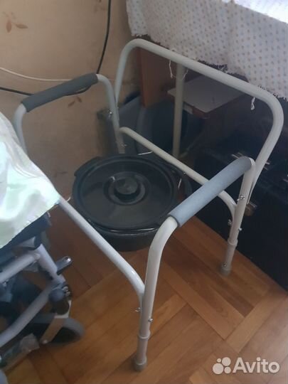 Кресло туалет для инвалидов
