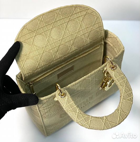 Dior сумка Lady D-Lite medium - ручная вышивка