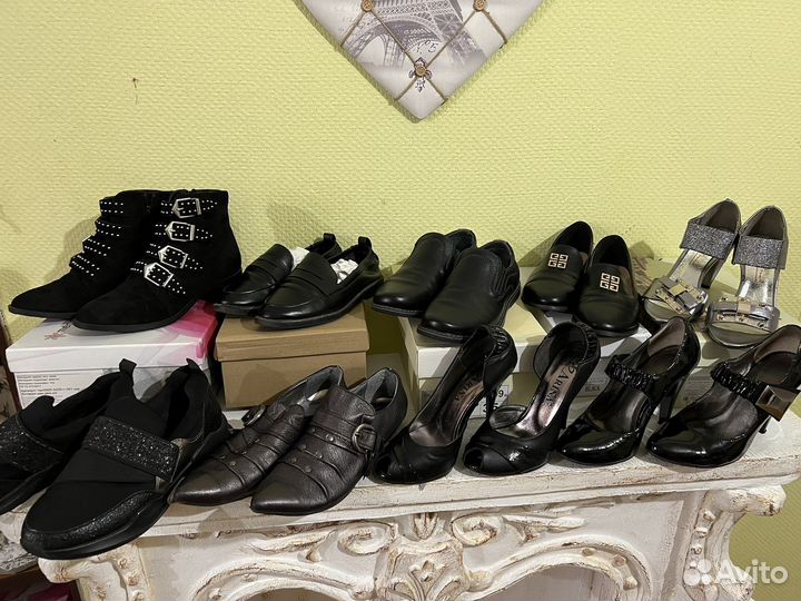 Винтажные босоножки и перчатки