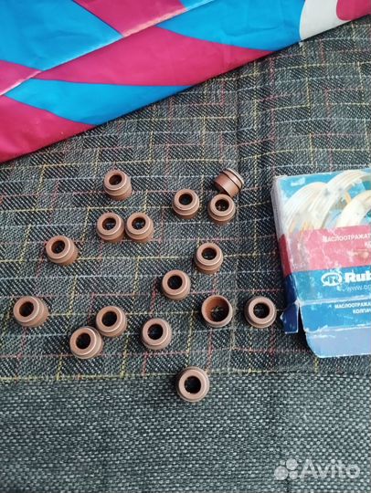 Маслосъемные колпачки змз 405-409