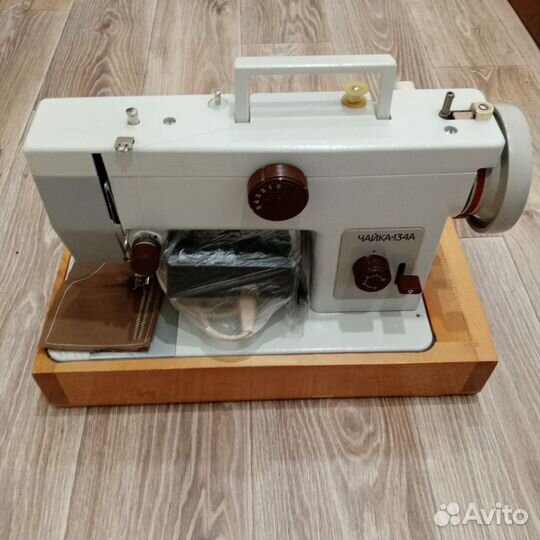 Швейная машина Чайка 134а