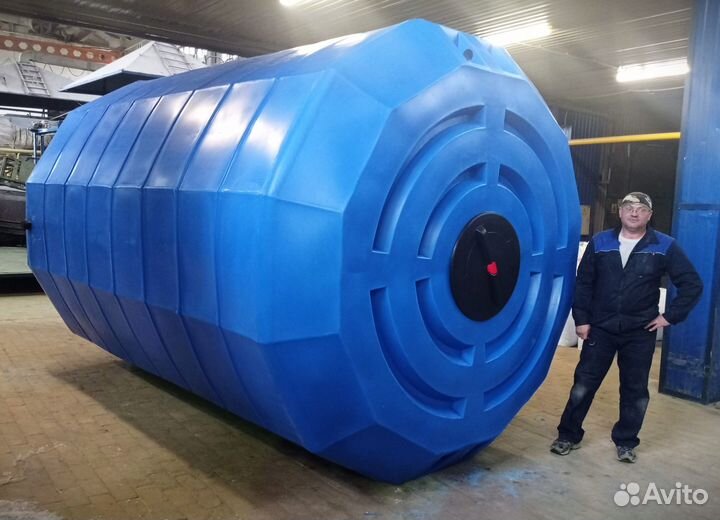 Пластиковая вертикальная емкость 20000 литров