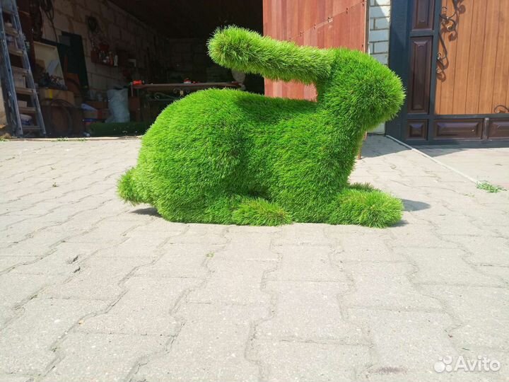 Заяц топиарий