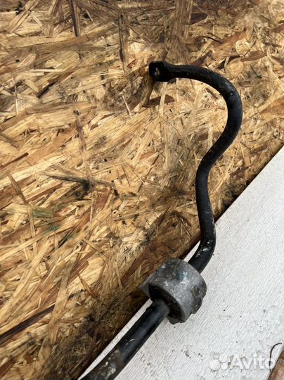 Задний стабилизатор Mercedes W220