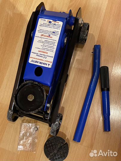 Домкрат гидравлический маяк 135-400мм, 2,5тонн