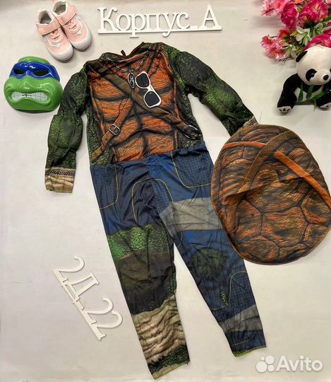 Костюмы супергероев бетмен,трансформер