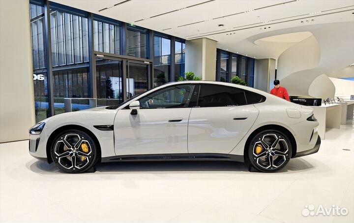 Xiaomi SU7 673 л.с. AT, 2024, 1 333 км