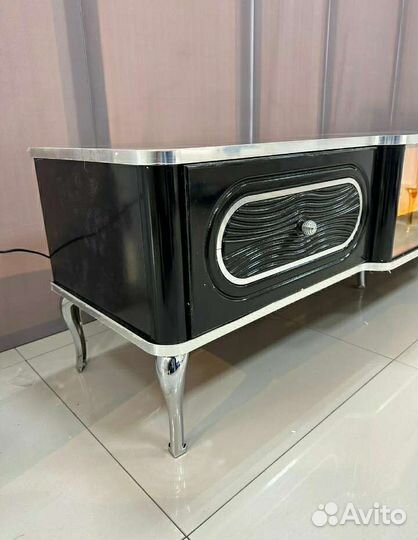 Тумба под тв