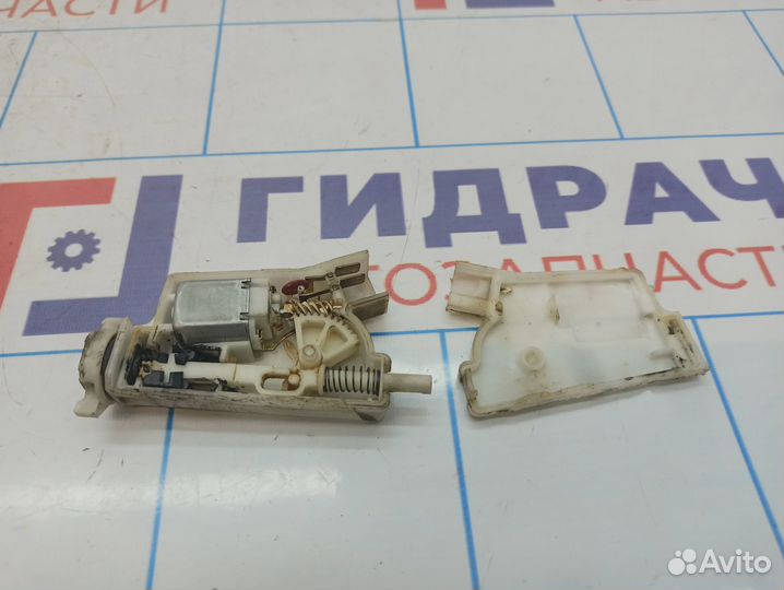 Активатор замка крышки бензобака Nissan Teana (J31