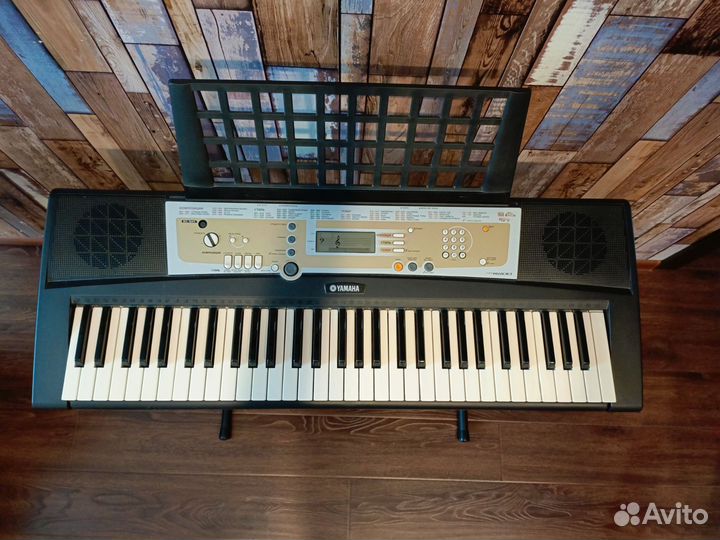 Синтезатор yamaha PSR-R200