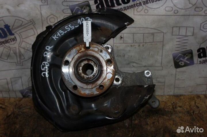 Цапфа задняя правая Volkswagen Tiguan 5N1