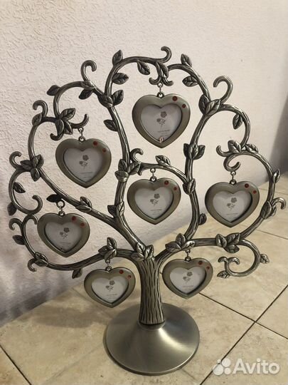 Фоторамка в виде дерева родословного