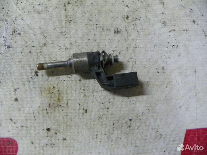 Форсунка инжекторная электрическая Audi A1