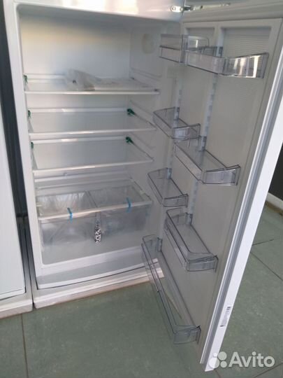 Холодильник атлант новый