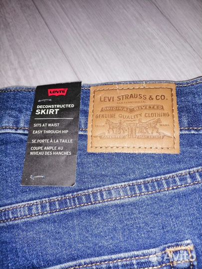 Джинсовая юбка levis