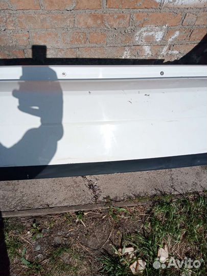 Продам задний бампер от приоры