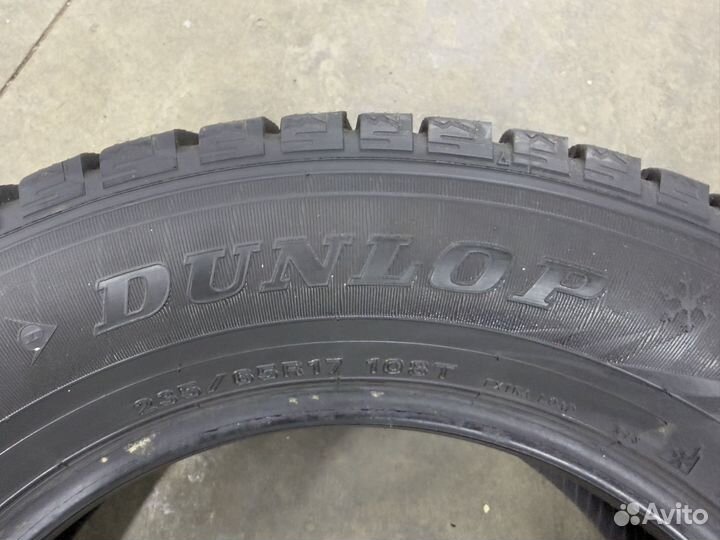 Dunlop Grandtrek Ice 02 235/65 R17