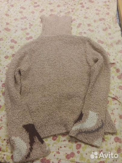 Свитер женский