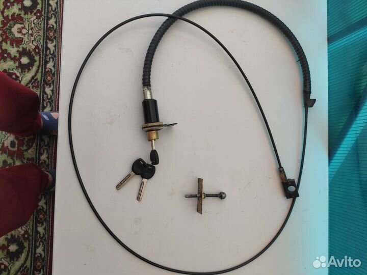 Защита капота автомобиля