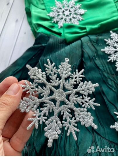 Снежинки новогодний декор
