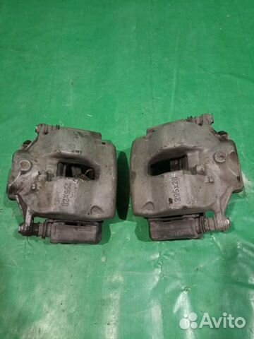 Суппорта тормозные передние Mercedes C180 W204