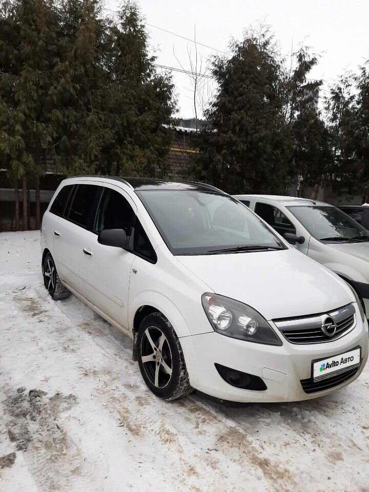 Opel Zafira: фото владельца