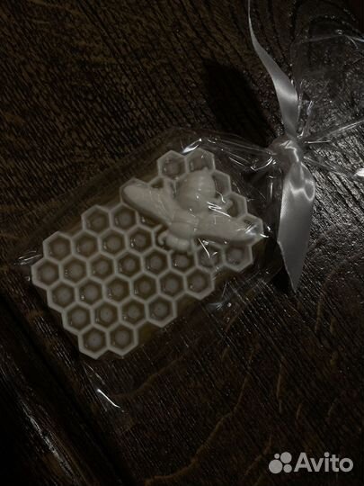 Медовое мыло (ручной работы)