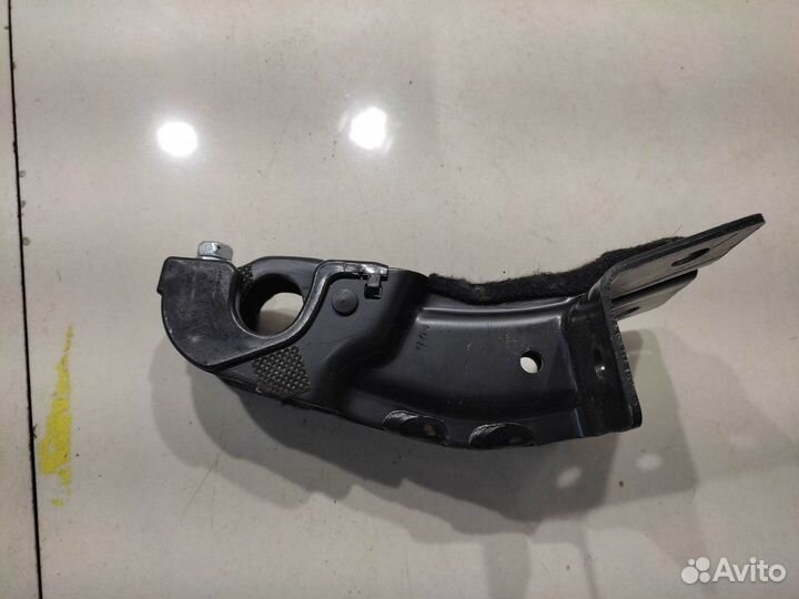 Кронштейн(крепление) салона (Hyundai Sonata)