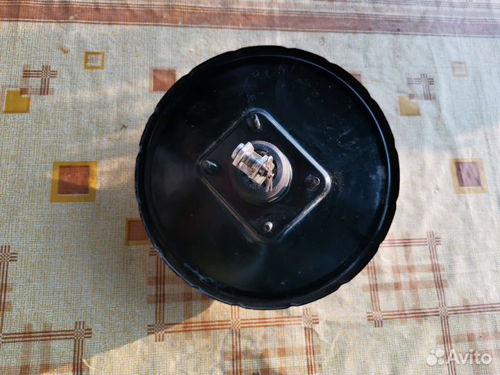 Вакуум Nissan Almera Classic