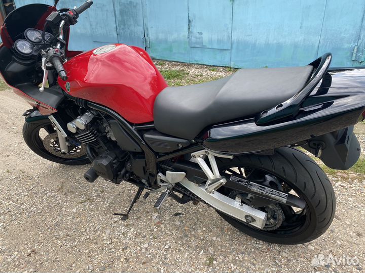 Yamaha FZS600 Fazer из Европы