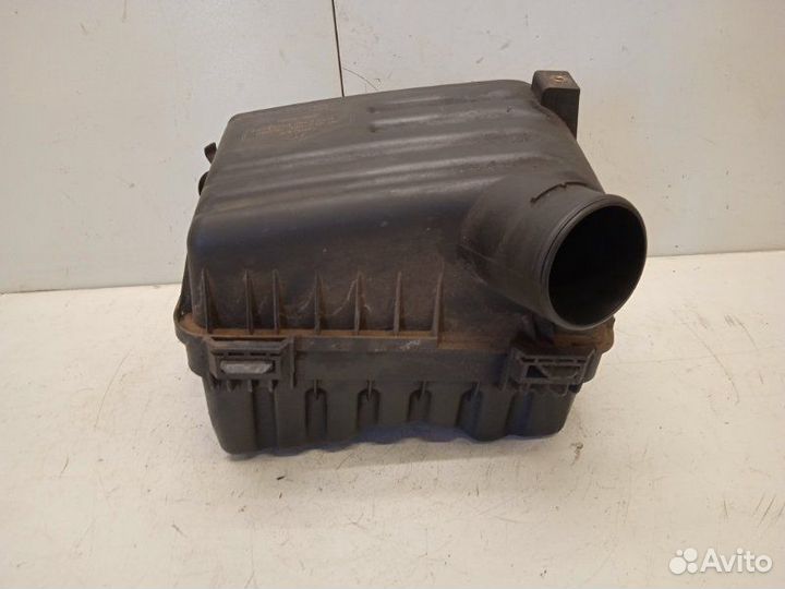 Корпус воздушного фильтра Hyundai Elantra 3 XD 2.0