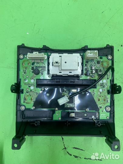 Блок управления климат-контролем Infiniti Fx35