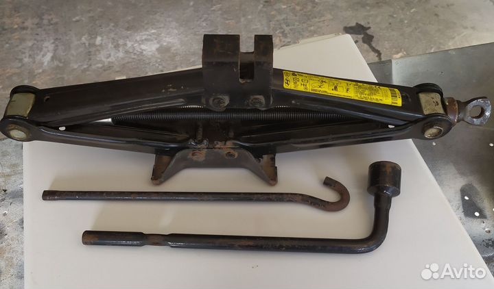 Домктар винтовой ромб