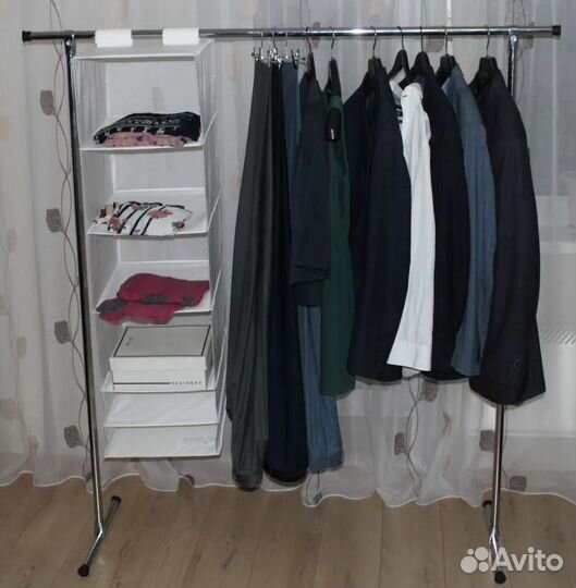 Вешалка для одежды напольная металлическая