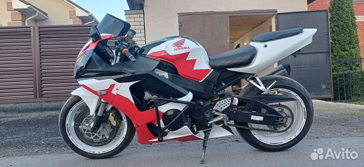 Honda CBR929RR