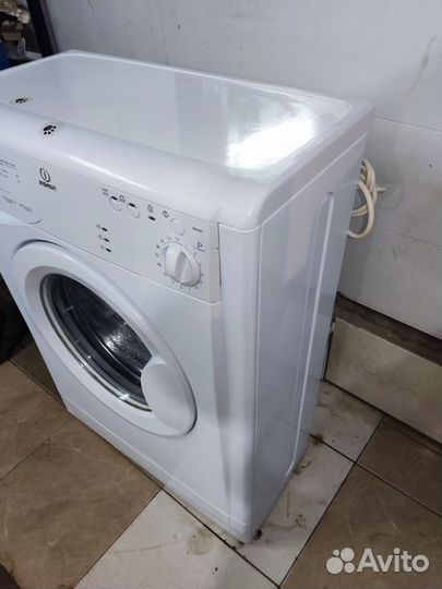 Стиральная машина indesit