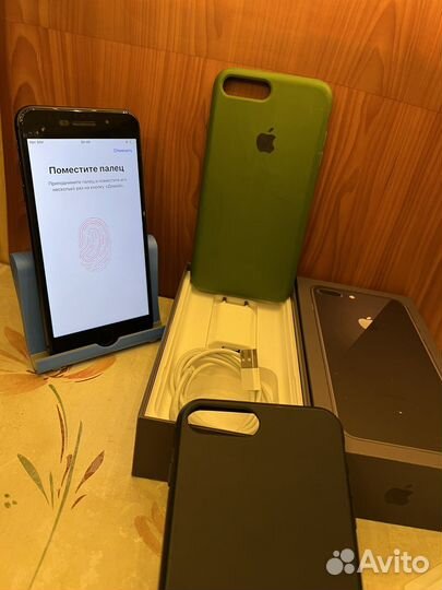 iPhone 8 plus 64 гб