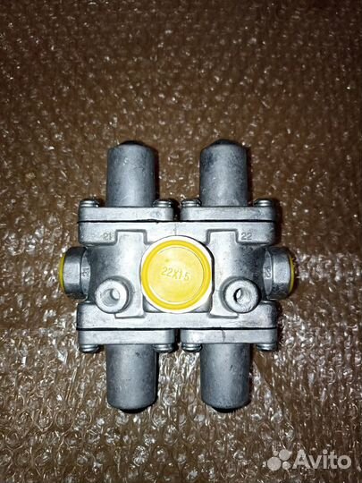 Клапан 4-х контурный защитный MB/Iveco/DAF