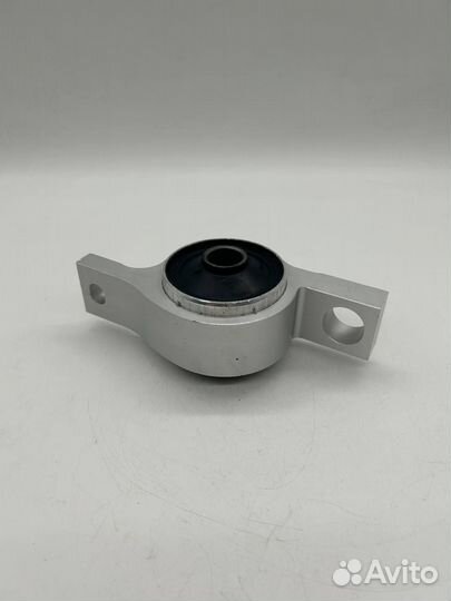Сайлентблок рычага Toyota 4807530030