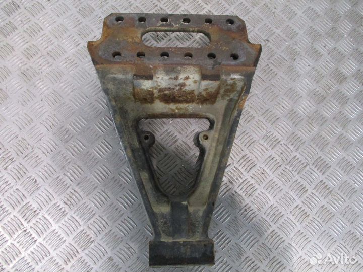 Кронштейн реактивной тяги KAMAZ 65206291244547